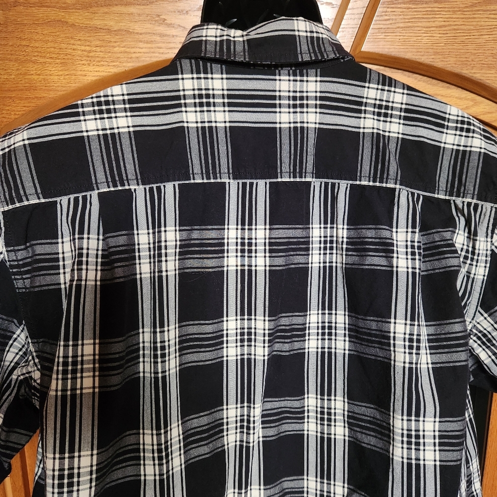 Carhartt Black Plaid Short Sleeve Shirt Relaxed Fit - Picture 3 of 8